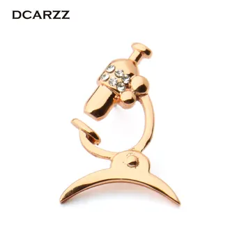 DCARZZ Злато, Розово Злато Микроскоп Игли Брошки Доктор медицинска Сестра Медицински Игли Crystal Модни бижута Брошки, за жени, подарък