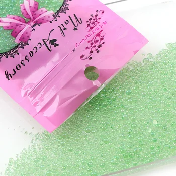 50 г /пакет Лъскава Мини-Перли от хайвер на Дъното Цветни Зелени и Розови Стъклени Кристални Мъниста За 